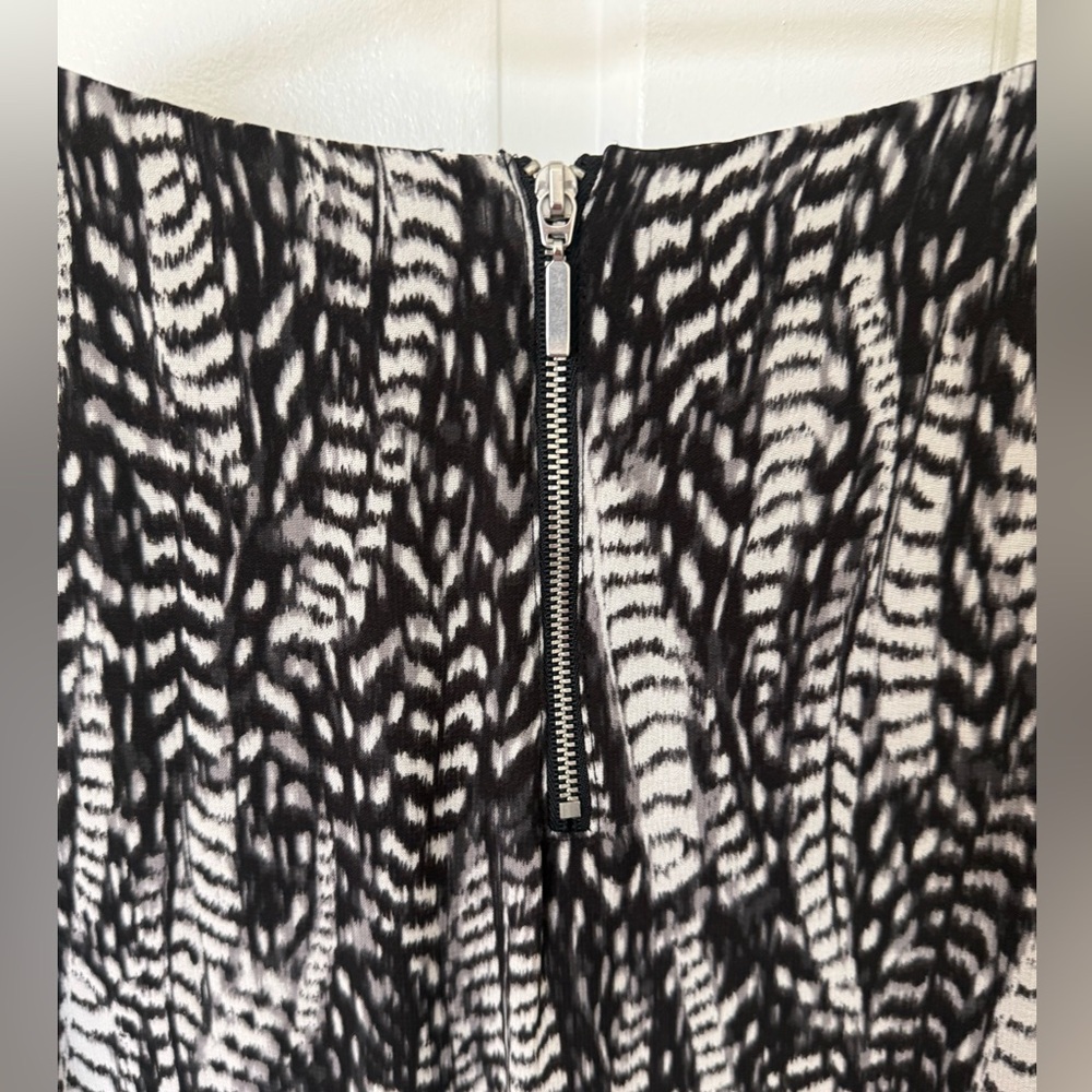 H&M Patterned Dress - Picture 6 of 7